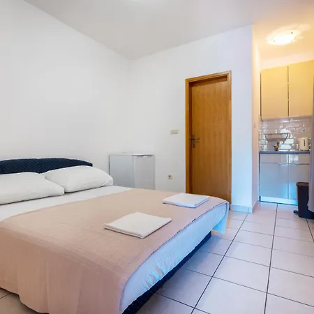 Piccolotti Apartment *