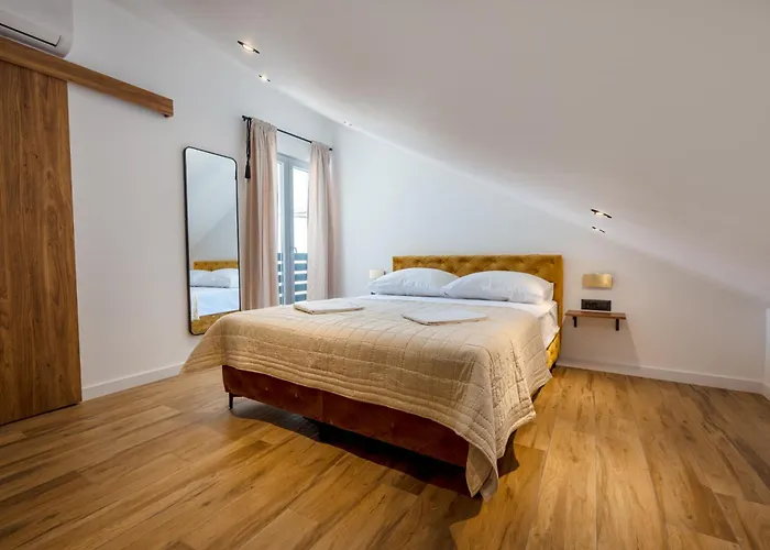 Piccolotti * 内乌姆